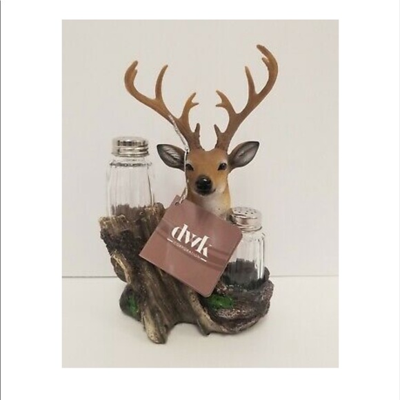 New In Box DWK Corp. Salt Lick Rustic Deer Resin & Glass Salt & Pepper Shakers - Picture 7 of 10